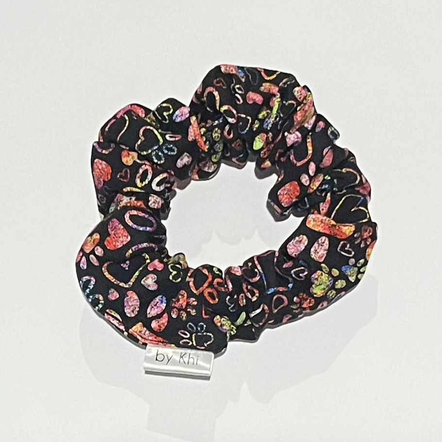 Paws of love scrunchie