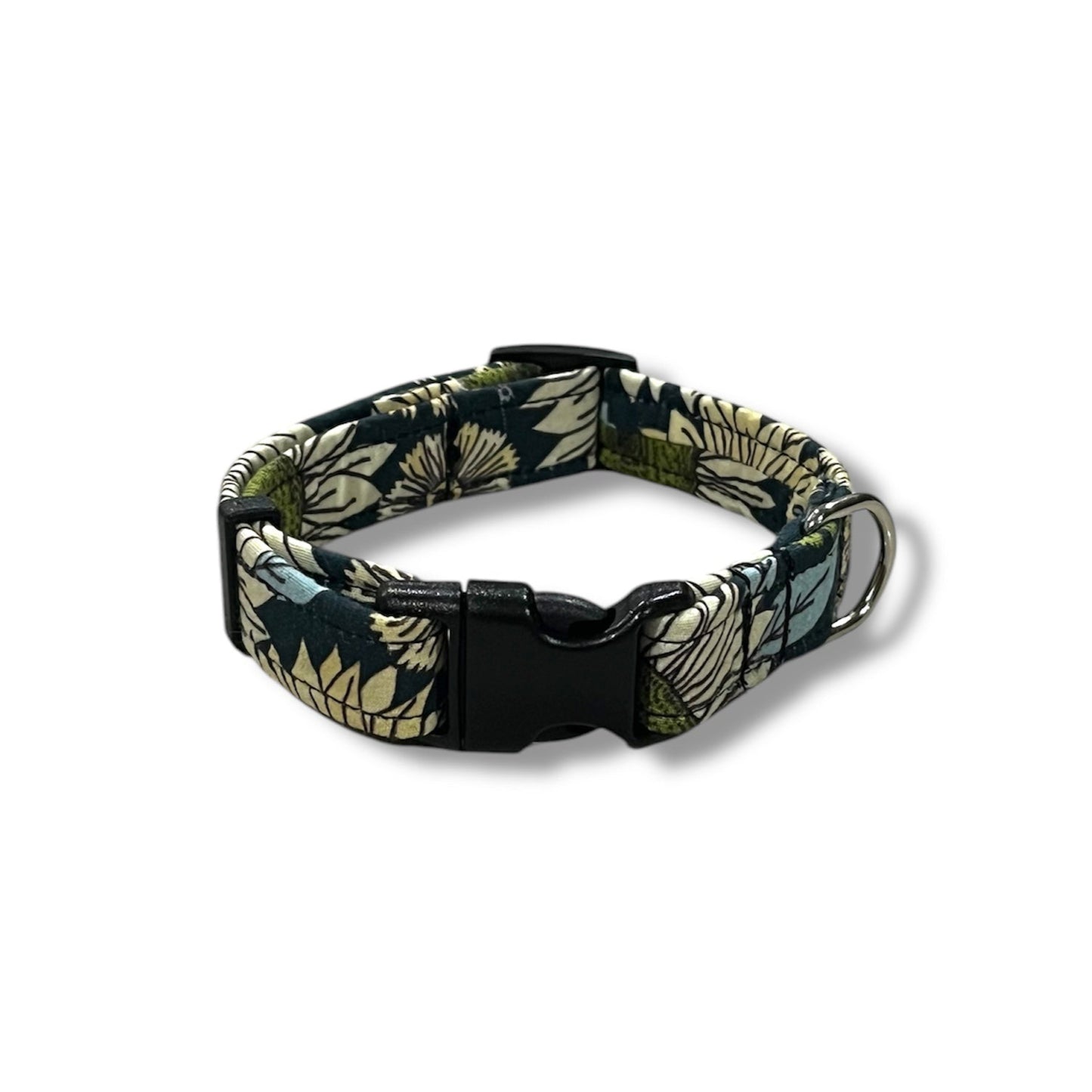 Arlo Fields Dog Collar