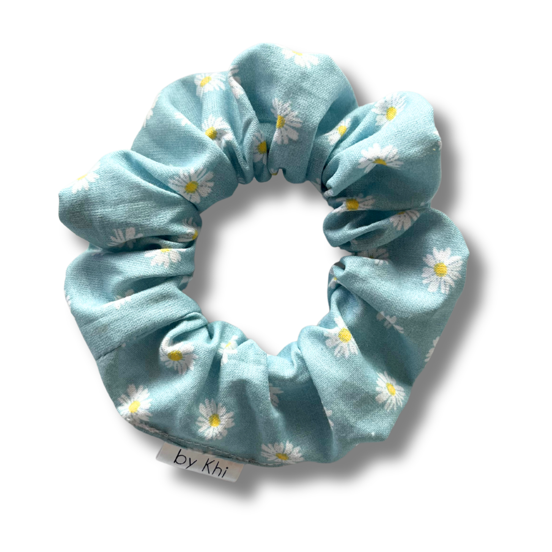 Daisy Darling Scrunchie